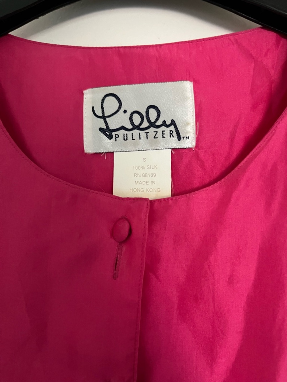 Lilly Pulitzer vintage Fuchsia Silk Button-Front Blouse - Picture 5 of 7